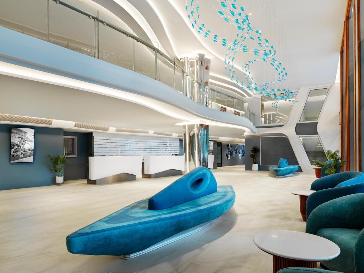 The Oceanic Sportel Phuket - Sha Extra Plus Exterior photo The interior of the terminal